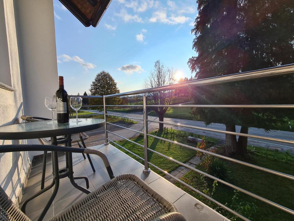 Boutique Apartments Nikola Tesla Rakovica Esterno foto