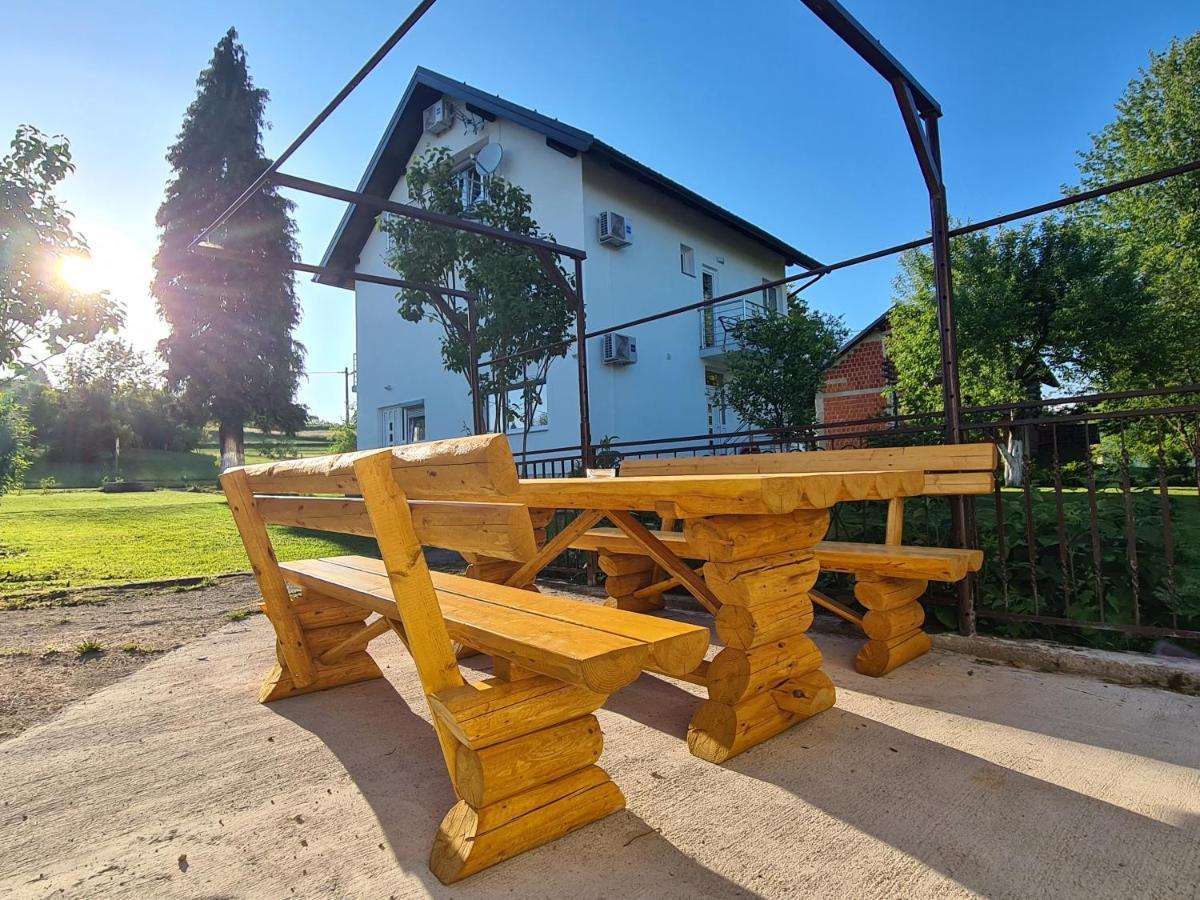 Boutique Apartments Nikola Tesla Rakovica Esterno foto